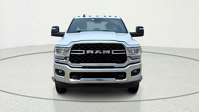 2024 Ram 3500 Big Horn Crew Cab 4x4 8' Box
