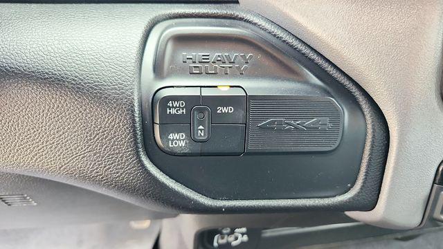 2024 Ram 3500 Big Horn Crew Cab 4x4 8' Box