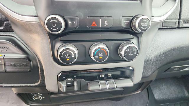 2024 Ram 3500 Big Horn Crew Cab 4x4 8' Box