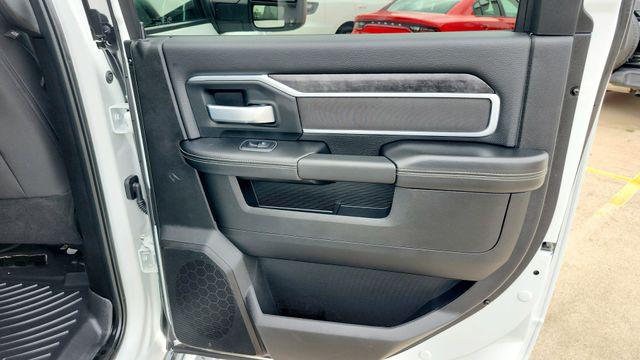 2024 Ram 3500 Big Horn Crew Cab 4x4 8' Box