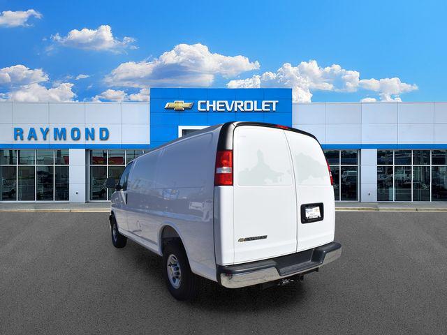 2025 Chevrolet Express Cargo Van RWD 2500 Regular Wheelbase WT