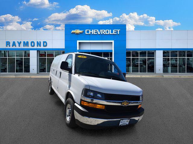 2025 Chevrolet Express Cargo Van RWD 2500 Regular Wheelbase WT