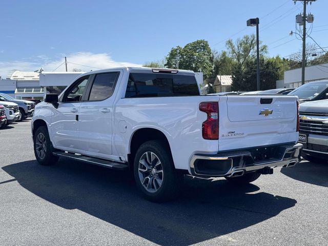 2026 Chevrolet Silverado 1500 4WD Crew Cab Standard Bed LT