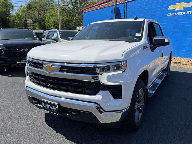 2026 Chevrolet Silverado 1500 4WD Crew Cab Standard Bed LT