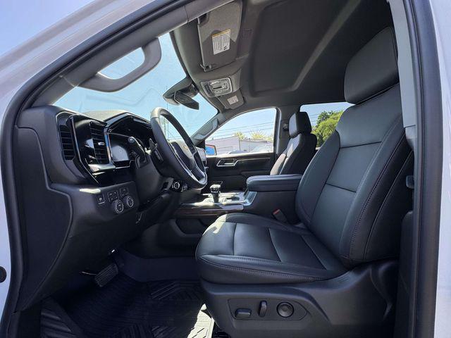 2026 Chevrolet Silverado 1500 4WD Crew Cab Standard Bed LT