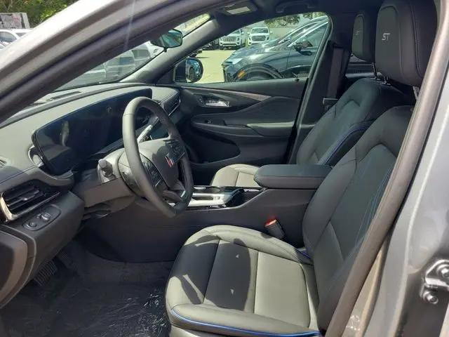 2026 Buick NV Sport Touring FWD
