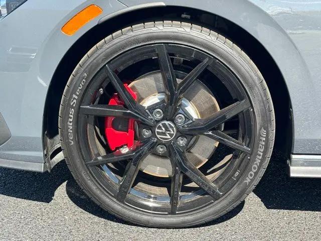 2024 Volkswagen Golf GTI 2.0T 380 SE