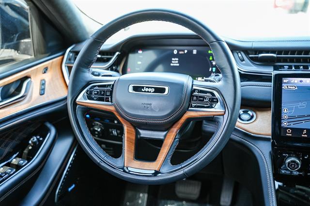 2022 Jeep Grand Cherokee Summit Reserve 4x4