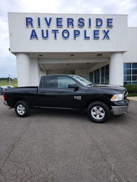 2024 Ram 1500 Classic SLT Quad Cab 4x4 6'4" Box for sale in Poteau, OK