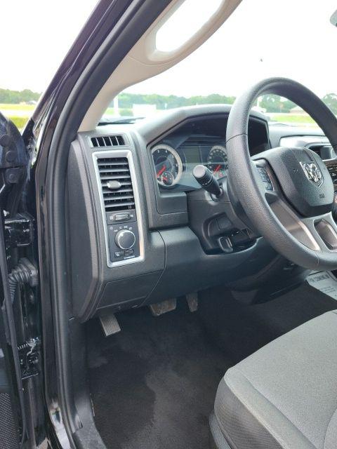 2024 Ram 1500 Classic SLT Quad Cab 4x4 6'4" Box