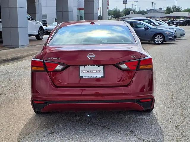 2024 Nissan Altima SV FWD