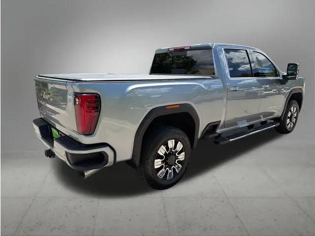 2025 GMC Sierra 2500HD 4WD Crew Cab Standard Bed Denali