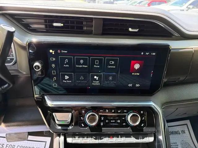 2025 GMC Sierra 2500HD 4WD Crew Cab Standard Bed Denali