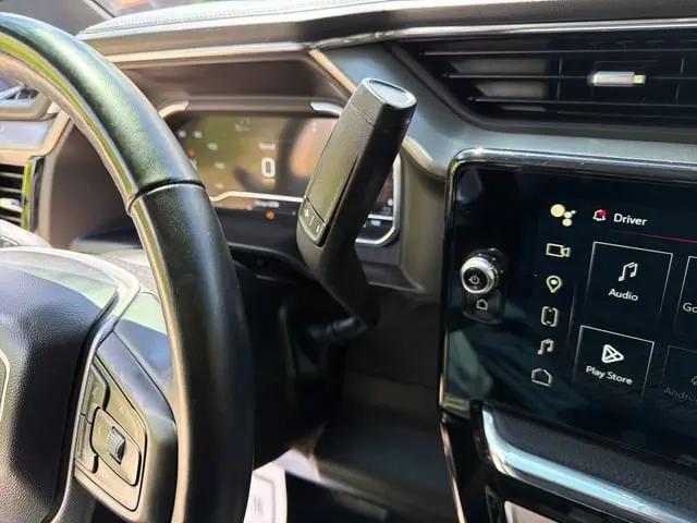 2025 GMC Sierra 2500HD 4WD Crew Cab Standard Bed Denali