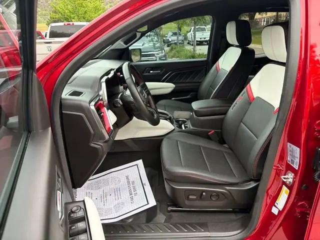 2023 GMC Canyon 4WD Crew Cab Short Box AT4X