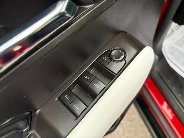 2023 GMC Canyon 4WD Crew Cab Short Box AT4X