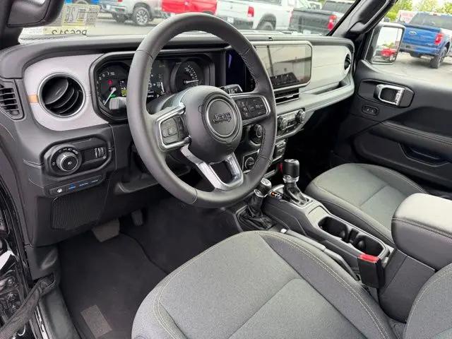 2025 Jeep Wrangler 4xe Sahara 4xe