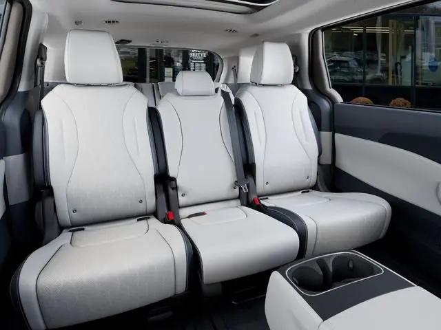 2026 Kia Carnival MPV SX