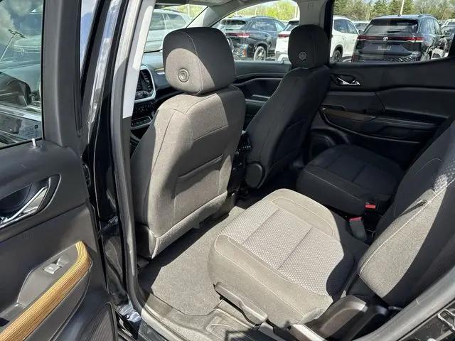 2023 GMC Acadia FWD SLE