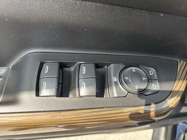 2023 GMC Acadia FWD SLE