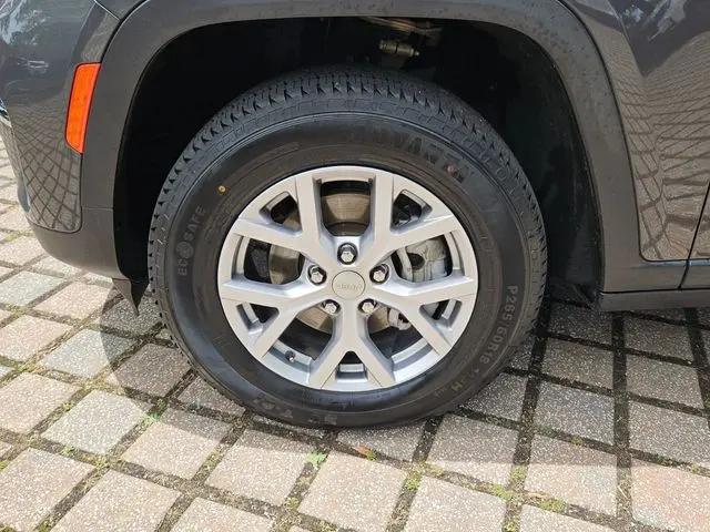 2022 Jeep Grand Cherokee Limited 4x2