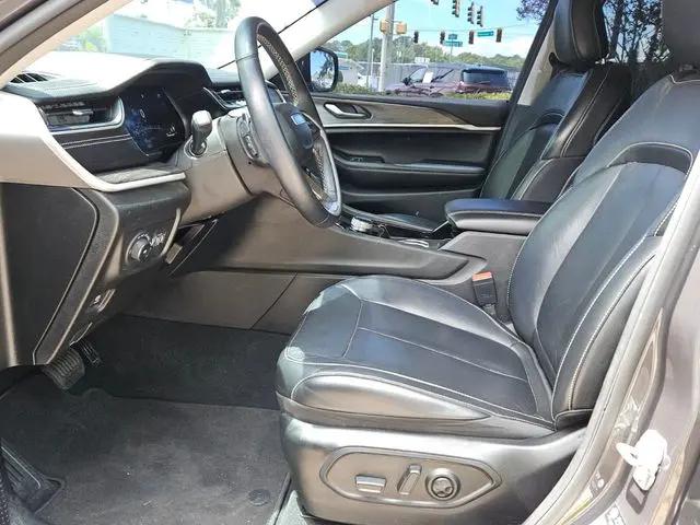 2022 Jeep Grand Cherokee Limited 4x2