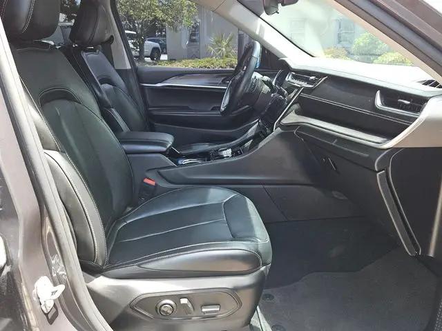 2022 Jeep Grand Cherokee Limited 4x2