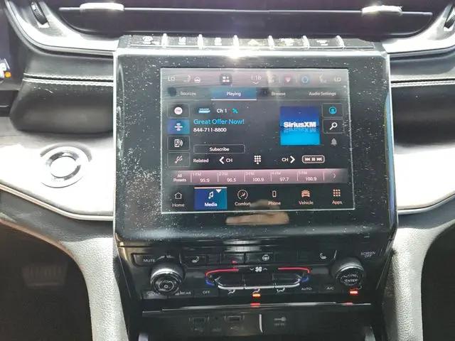 2022 Jeep Grand Cherokee Limited 4x2