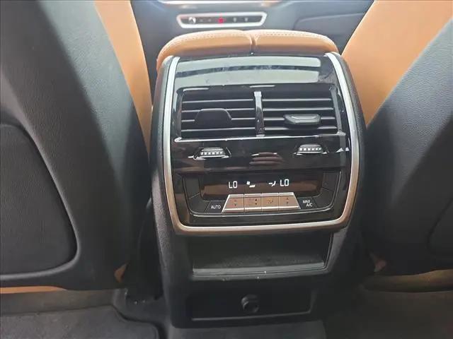 2024 BMW X6 xDrive40i