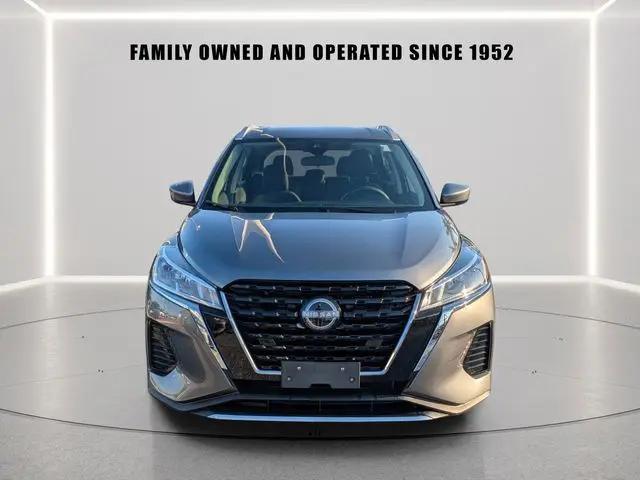 2024 Nissan Kicks SV Xtronic CVT