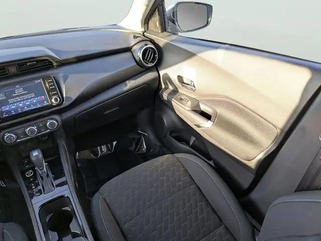 2024 Nissan Kicks SV Xtronic CVT