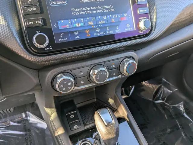 2024 Nissan Kicks SV Xtronic CVT