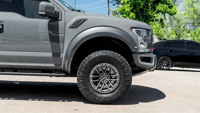 2020 Ford F-150 Raptor