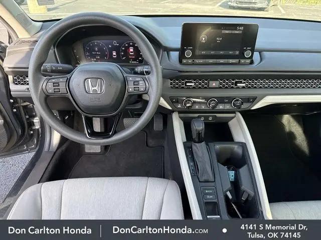 2025 Honda Accord Sedan SE