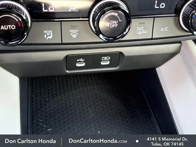2025 Honda Accord Sedan SE