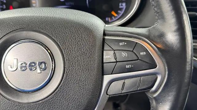 2018 Jeep Grand Cherokee Laredo E 4x4