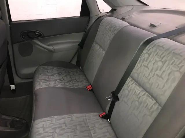 2005 Ford Focus ZX4