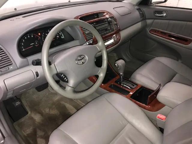 2004 Toyota Camry XLE