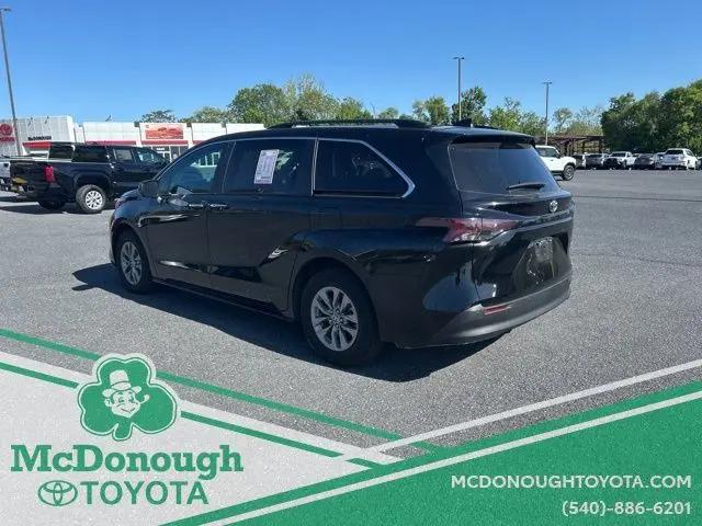 2024 Toyota Sienna XLE