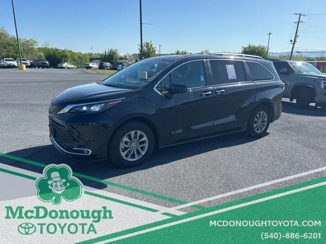 2024 Toyota Sienna XLE for sale in Staunton, VA