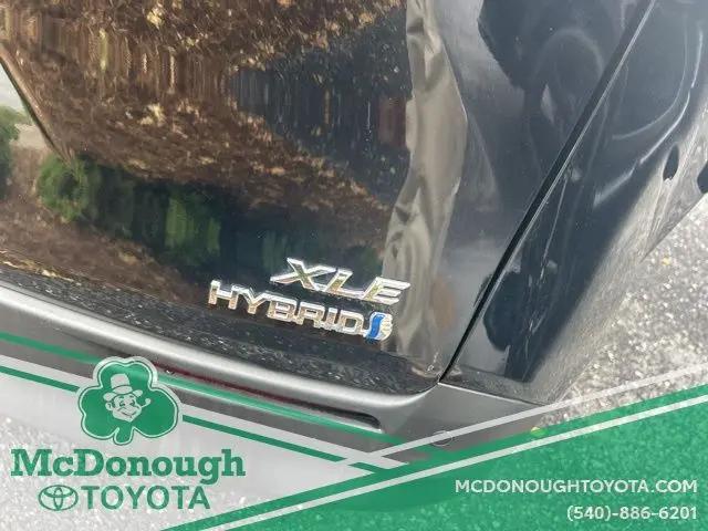 2024 Toyota Sienna XLE