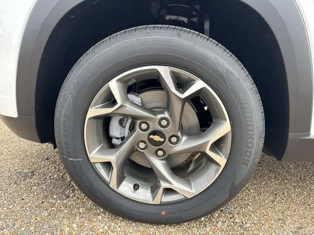 2026 Chevrolet Trax FWD LT
