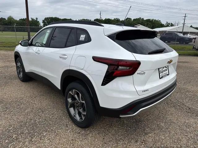 2026 Chevrolet Trax FWD LT