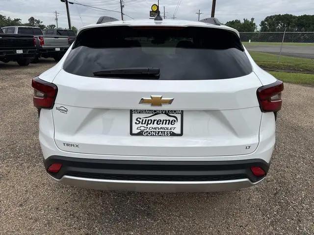 2026 Chevrolet Trax FWD LT