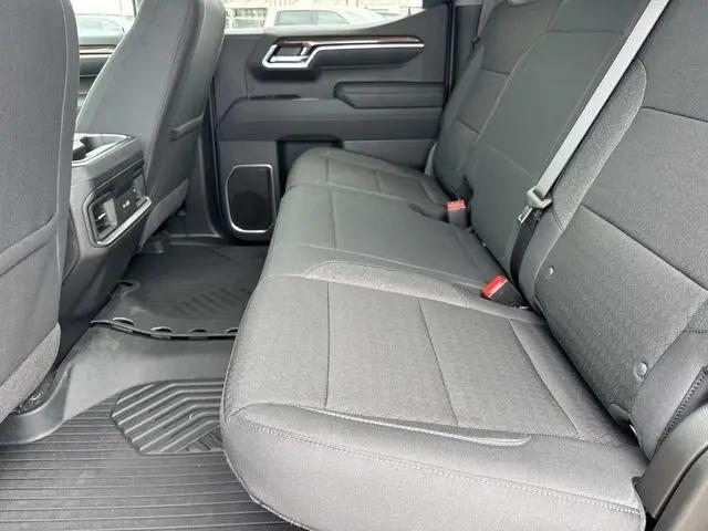 2026 Chevrolet Silverado 1500 4WD Crew Cab Short Bed RST