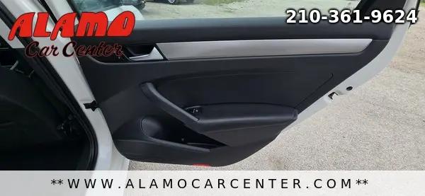 2012 Volkswagen Passat 2.5L S