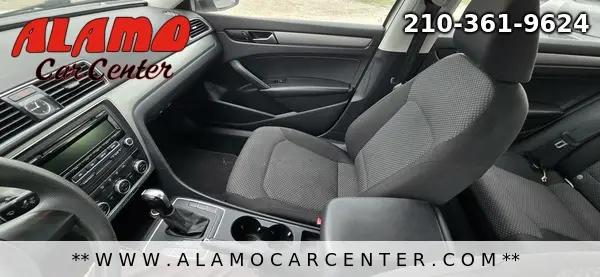 2012 Volkswagen Passat 2.5L S