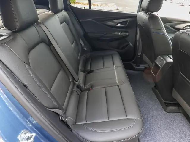 2025 Buick NV Sport Touring FWD