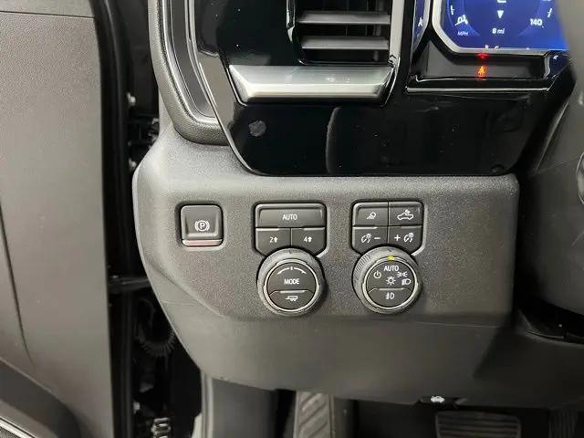 2026 Chevrolet Silverado 1500 4WD Crew Cab Short Bed LTZ