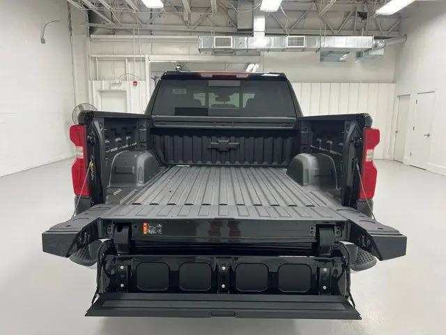 2026 Chevrolet Silverado 1500 4WD Crew Cab Short Bed LTZ